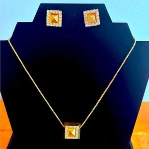 Sorrelli Gold Crystal Necklace Earring set